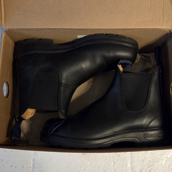 Blundstone BL566 Black Leather Women's Chelsea Boots - Picture 4 of 12